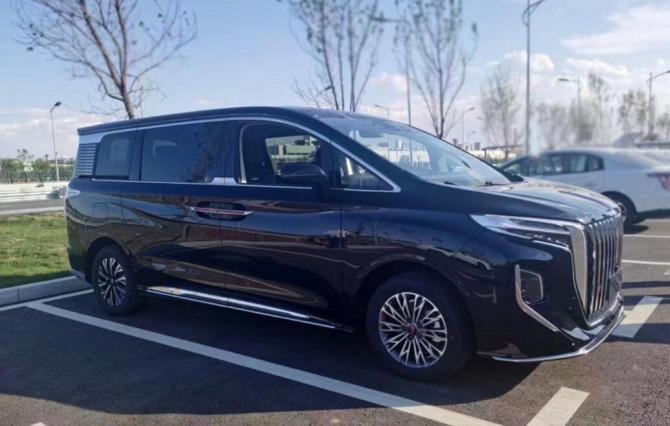 红旗MPV,2.jpg