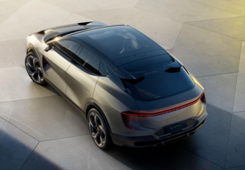 吉利旗下又一性能SUV亮相：零百加速2.95秒，售价预计超150万