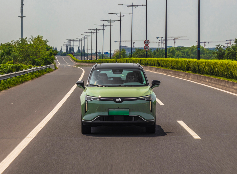 曾被称为“新势力四小龙”，一步错步步错，它还能追上蔚小理吗？