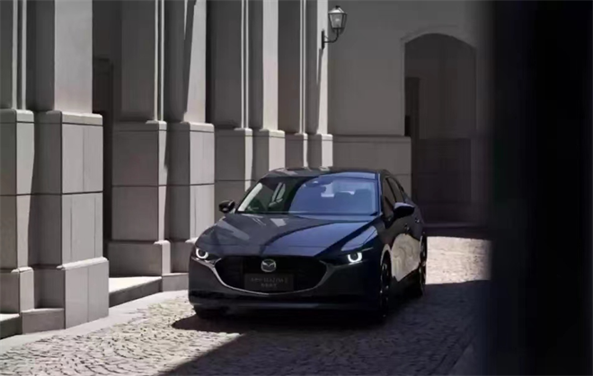 “曜”亮瞎眼，全新黑化版昂克赛拉/CX-30重磅来袭