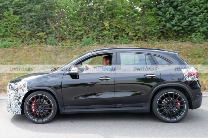 或将在2023年亮相 新款梅赛德斯-AMG GLA35谍照曝光 