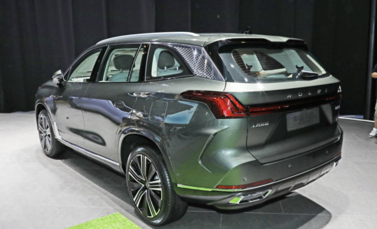 定位中大型SUV 荣威RX9亮相2022成都车展 