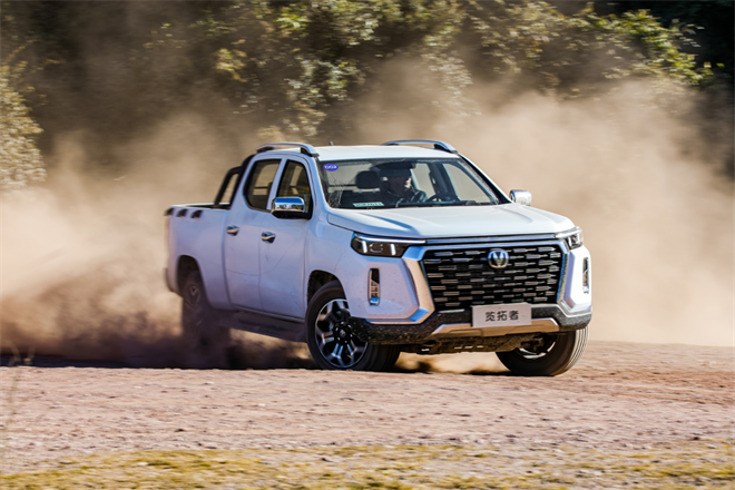 长安览拓者越野露营搭档，蓝鲸动力助力花样玩皮卡