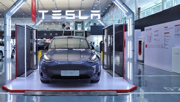 14年来首次销量下跌，14%份额被抢，BBA前路在哪？