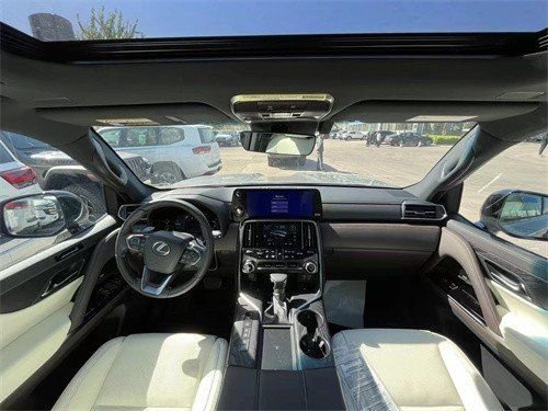 2023款雷克萨斯LX600港口国六近日优惠