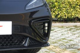 合众汽车-哪吒GT