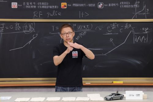 喧嚣中享受宁静安逸一场