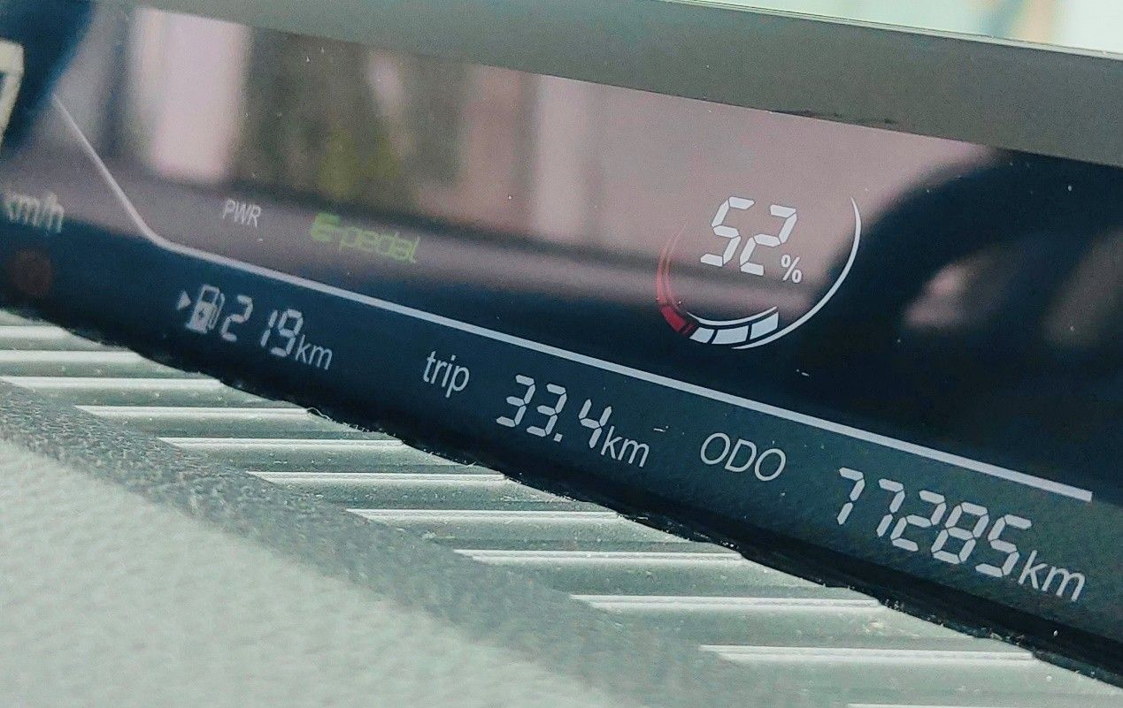 400km续航挑战490km路程，环国游红人胜哥开着哪吒V如何做到的？