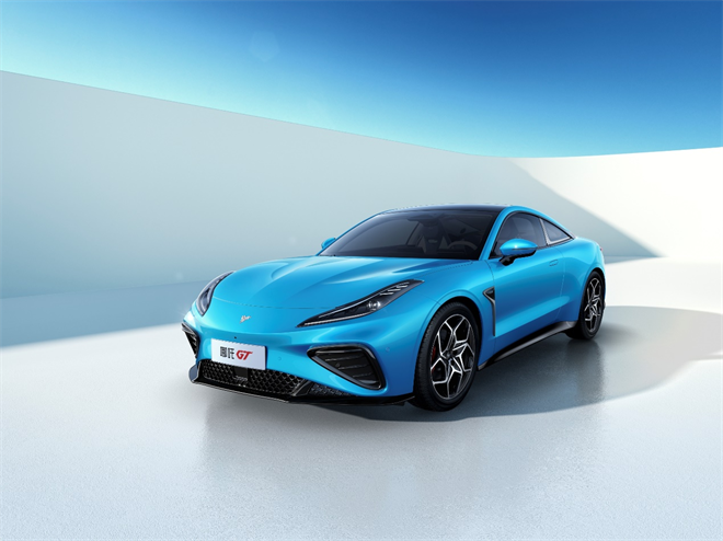 跑车哪吒GT：F1赛道刷圈成绩，不允许低调