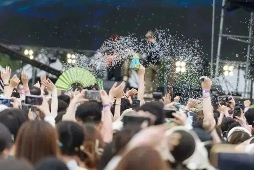 爱玛电动车淮安追星音乐节阵容官宣，活力释放激情满满！