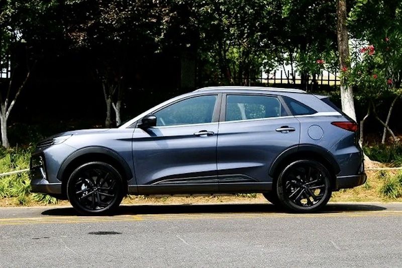 江淮首款插电式混动车型什么样？体验江淮QX PHEV