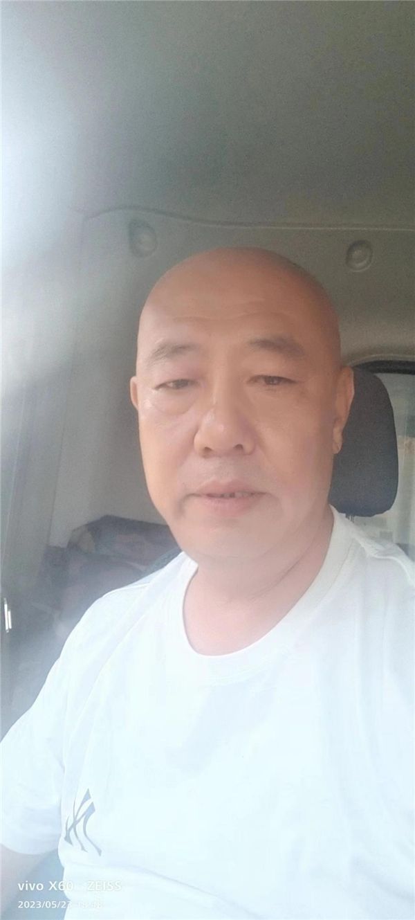 60岁以后我还要跑车 开着东风多利卡超能Y一边赚钱一边玩遍全国！