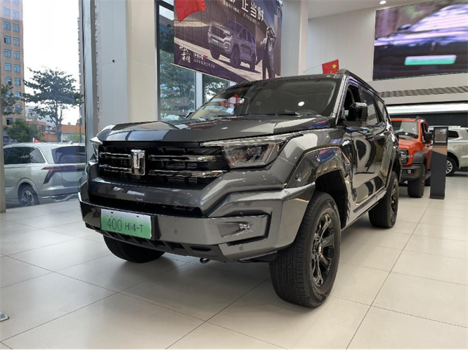 都市机能越野SUV  坦克400 Hi4-T<font color='red'>到</font><font color='red'>店</font><font color='red'>实</font><font color='red'>拍</font>