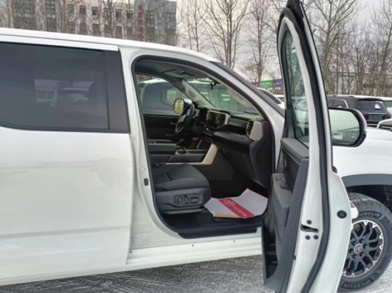 23款丰田坦途3.5TT国六B现车手续齐45万最低售价