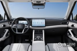 比亚迪-元UP-401KM 超越型