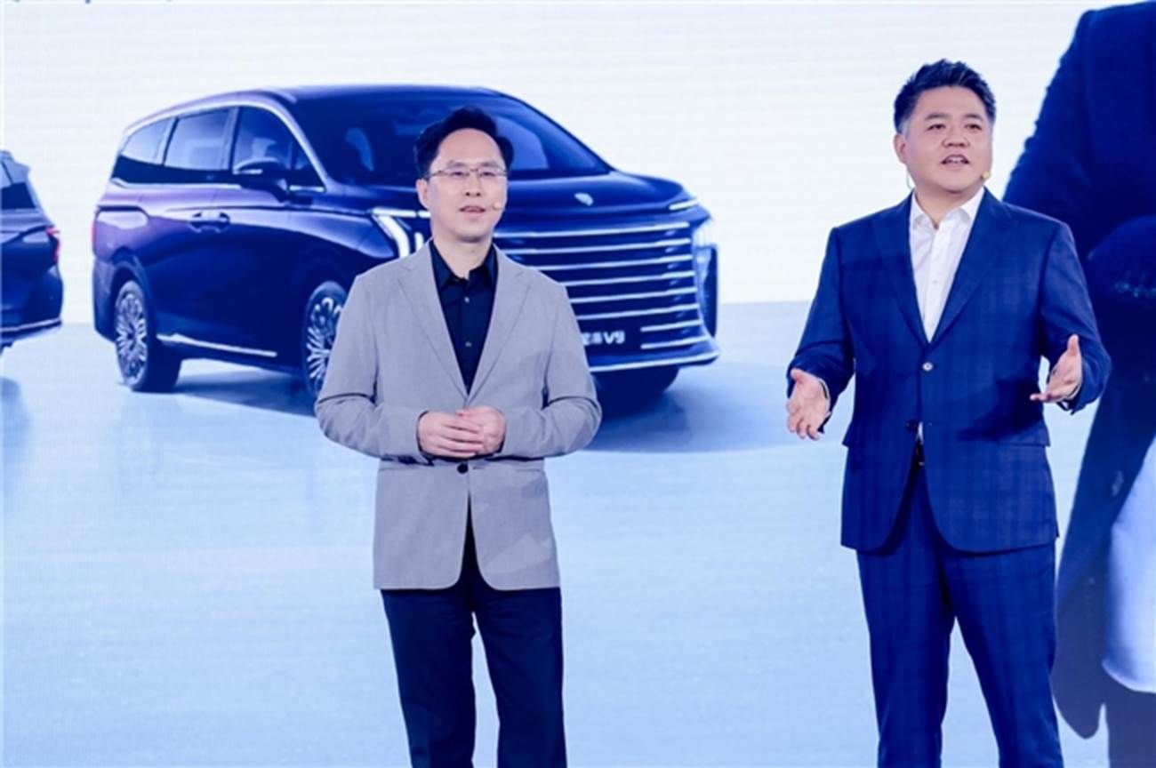 生活自有星愿，星海V9正式上市，尊贵车主樊登提车