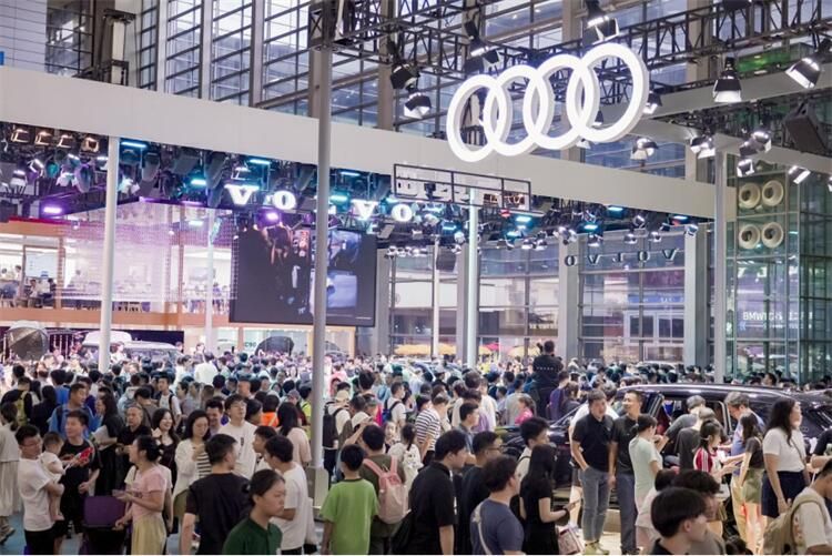 2024深圳国际车展盛大开幕                                  