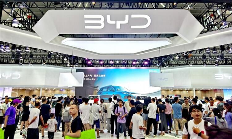 大美智省值！第二代宋Pro DM-i上市 11.28万元起