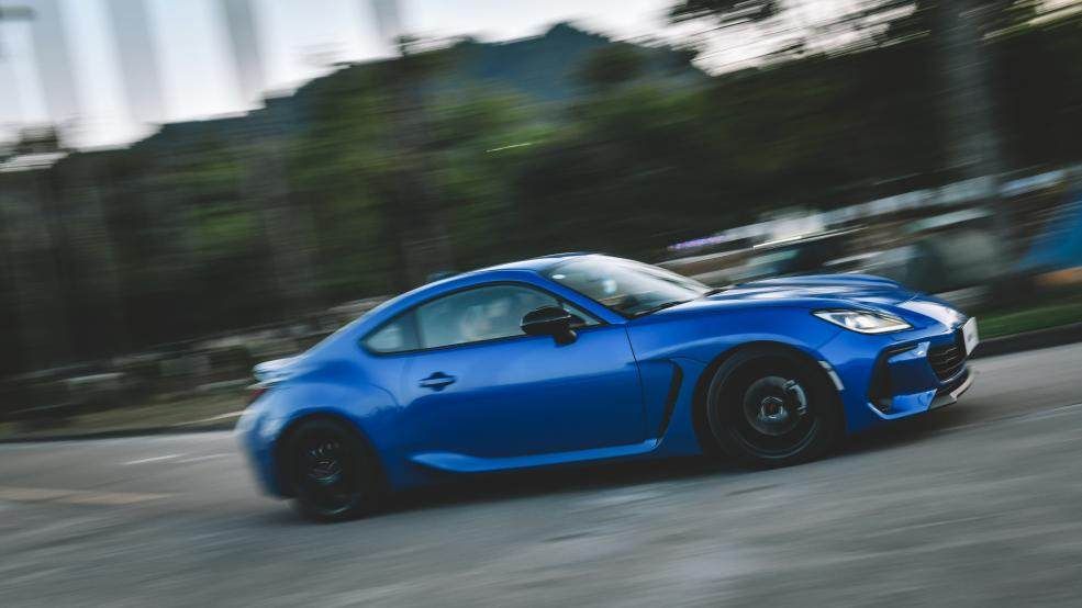 斯巴鲁BRZ STI Sport typeRS以纯粹驾趣，燃动信仰共鸣