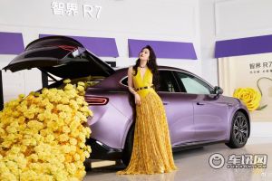 葛曼棋曬智界R7訂單，展車下線即將到店體驗
