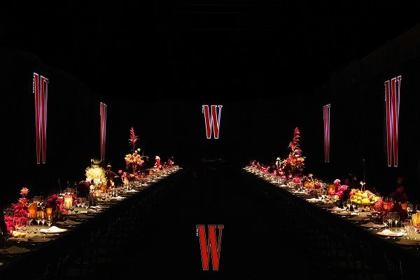 “致敬经典、投射未来” 2025 W年度光影盛典在沪璀璨落幕