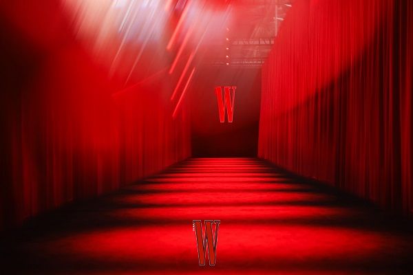 “致敬经典、投射未来” 2025 W年度光影盛典在沪璀璨落幕