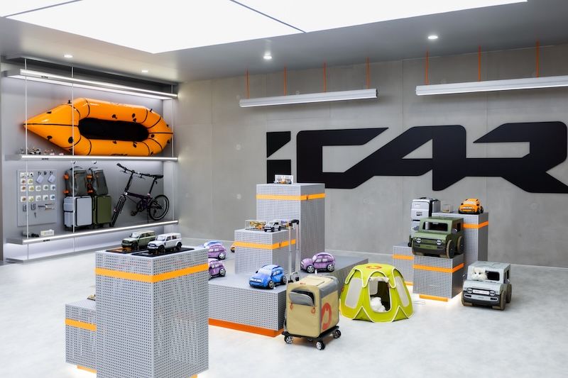 iCAR V23改装家族登陆成都车展 赛博版首秀亮相