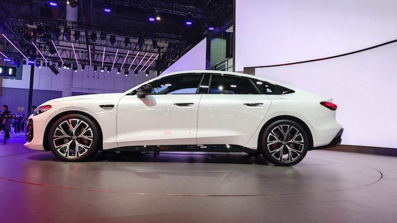 奥迪A5L Sportback亮相成都车展 定义豪华新范式