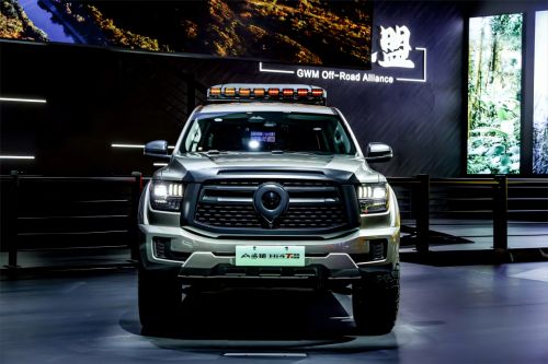 “电炮火锅老友局”成都开宴 长城炮两款新车重磅亮相 