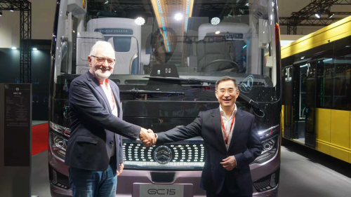 致敬每一程跨越山海的抵达！金旅豪华电动大巴亮相比利时客车展