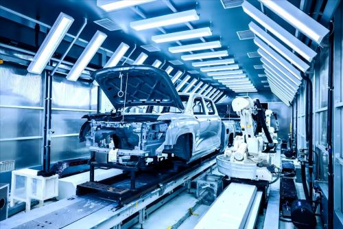  金刚炮第10万辆整车下线并交付 长城炮在厚道荆门造