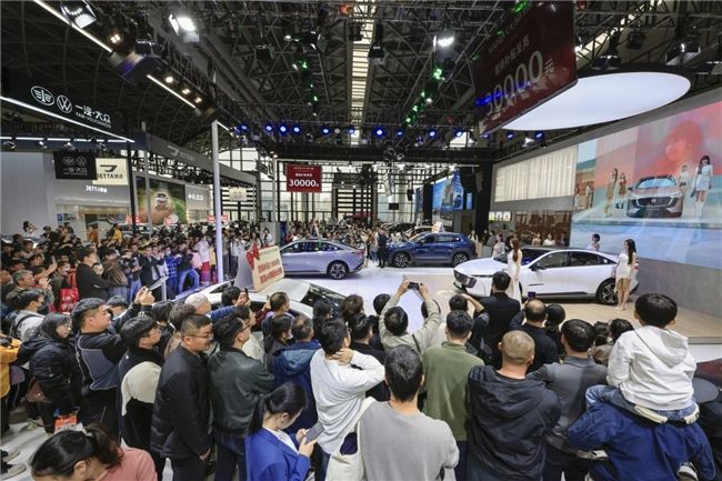 年度大狂欢 2025第十八届东盟国际车展12月11-15日举办