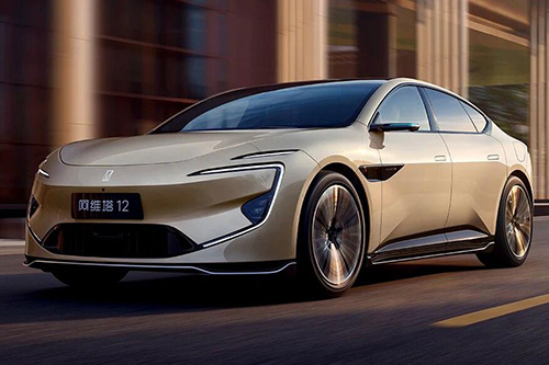 全系标配华为乾崑ADS 4 阿维塔12四激光版25.99万起