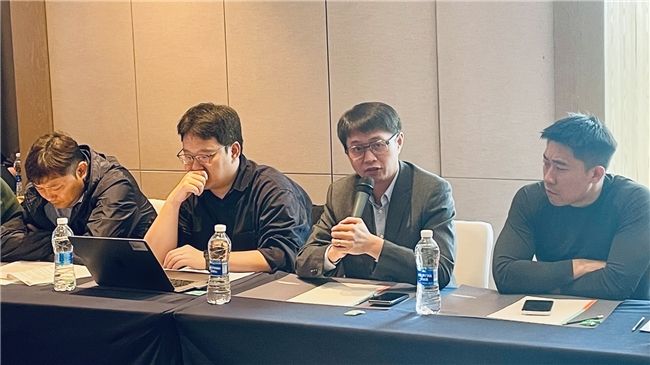 易易互联携手西安多家出租车公司,换电模式助推司机月收入增千元