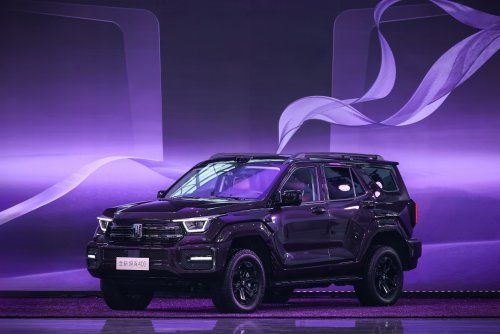 开启潮酷越野新时代 全新坦克400 上市24.98万元起