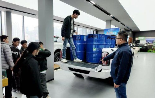 10万元级自动挡皮卡金刚炮上市即热销 凭“三好”实力成创富神器