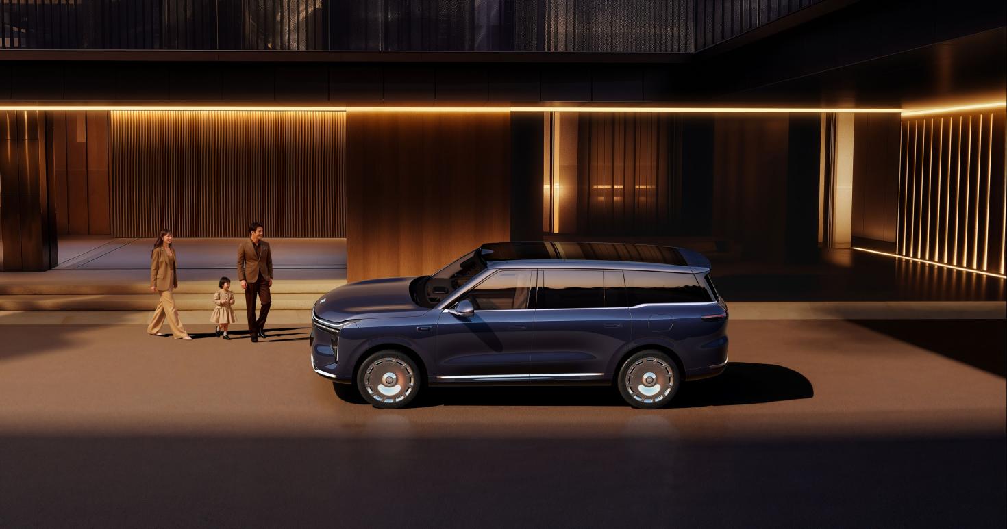 32.28万元起 上汽智己LS9正式上市        