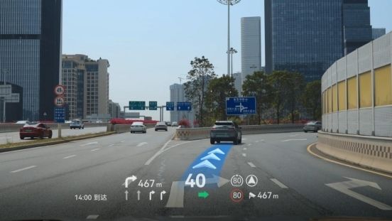 以智慧科技解锁全能实力,问界M8让“新豪华”体验一步到位