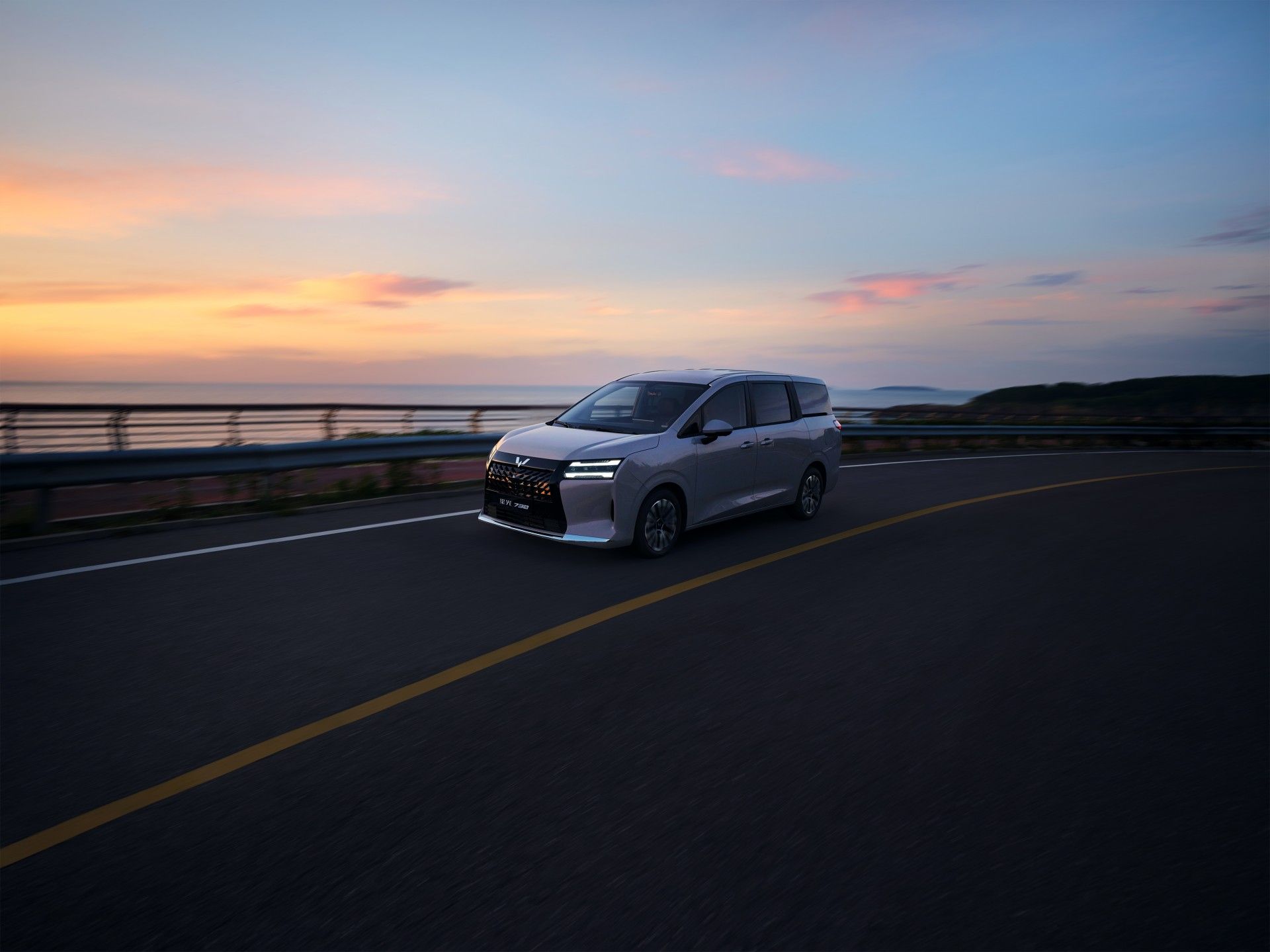 一车三动力还有电动侧滑门!五菱星光730售7.3万起