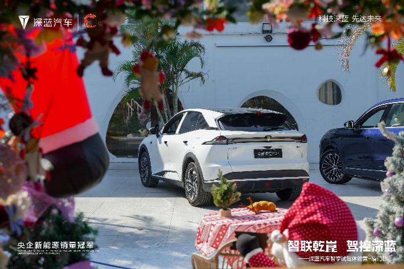 智驭未来 深蓝三车厦门演绎智慧出行新范式