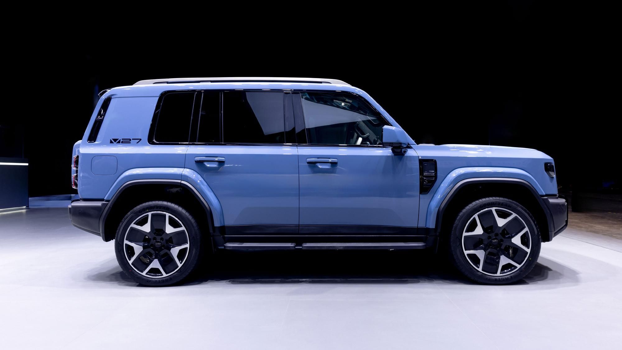 2025广州车展：搭载增程动力 iCAR V27首发亮相