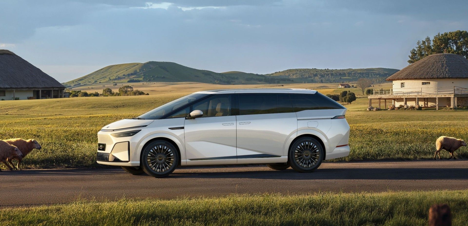 2025广州车展：小鹏X9超级增程售30.98万起