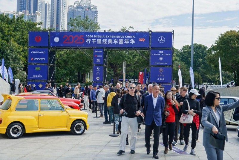  引擎轰鸣穿越时空——经典车文化之旅在羊城绚烂绽放