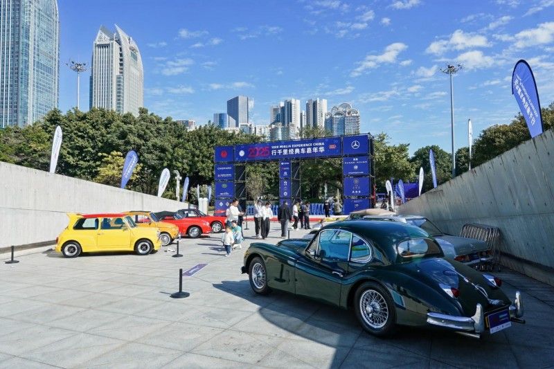  引擎轰鸣穿越时空——经典车文化之旅在羊城绚烂绽放