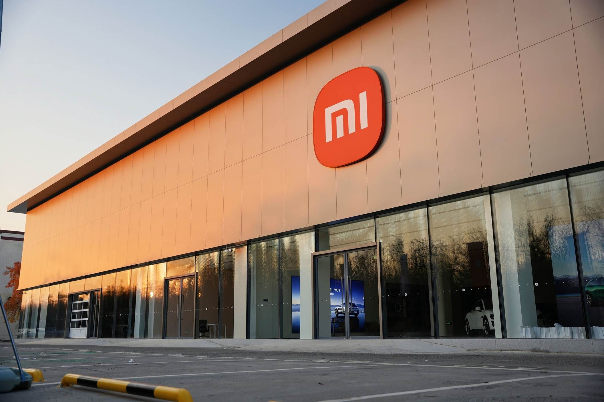 小米汽车天津北辰道交付中心 盛大开业