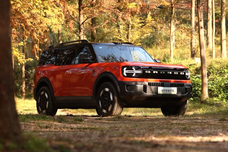 福特智趣烈马以高标准操稳定义新能源越野新标杆