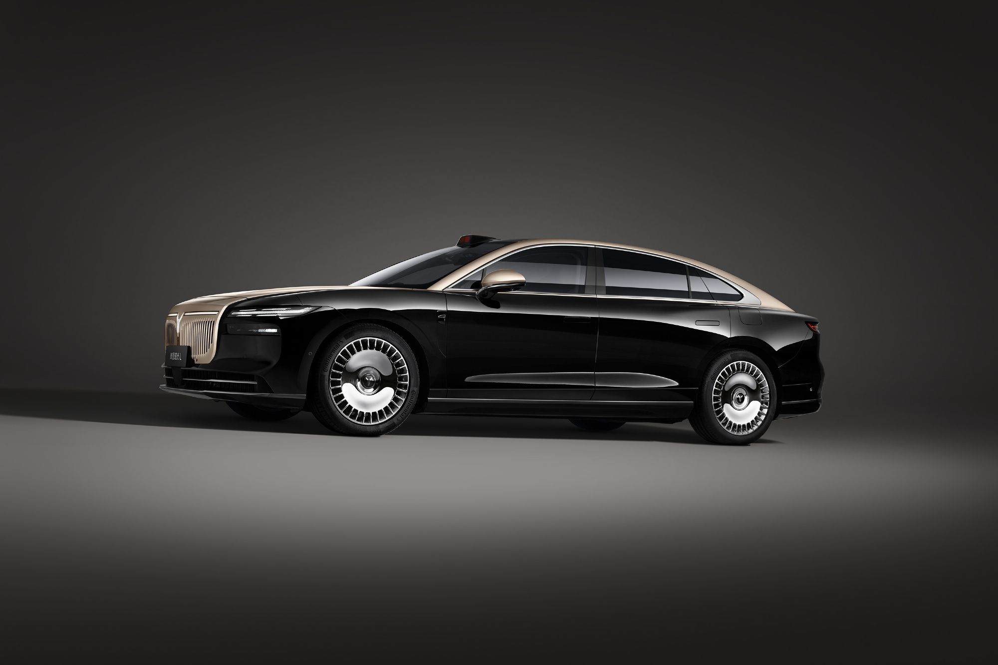 嵐圖汽車11月交付量超2萬臺 追光L將12月10日上市