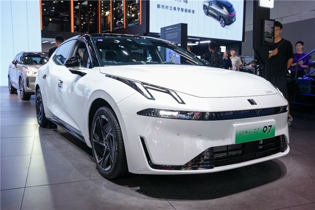 科技服务用户:锦湖轮胎以出色性能赋能领克驾控体验