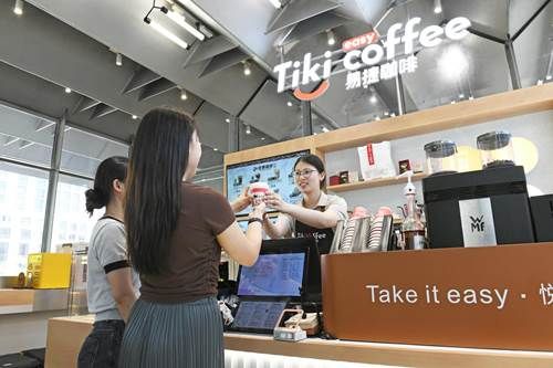 易捷咖啡全国门店破1500家 携手先正达深化全球供应链布局