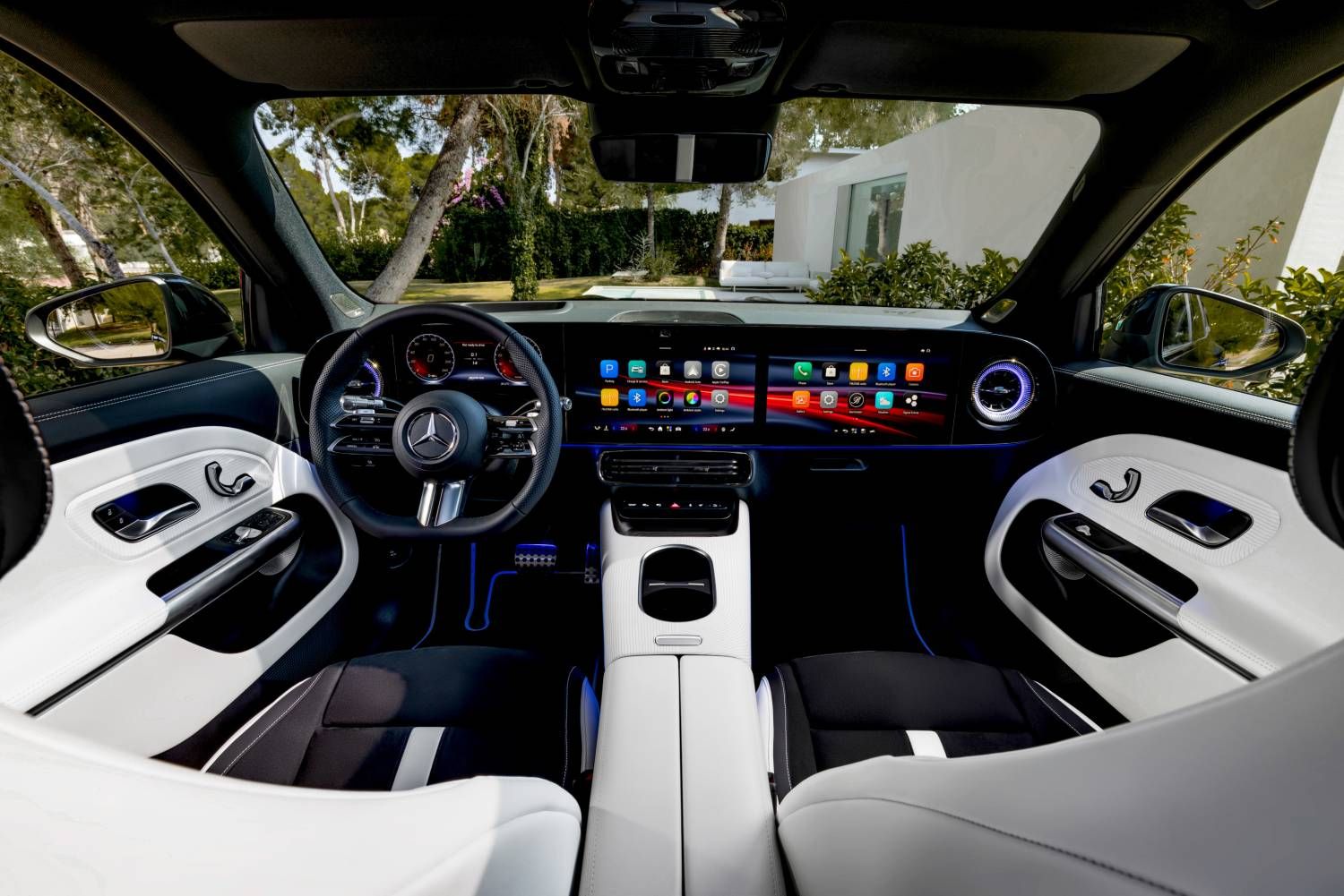 梅赛德斯-奔驰全新GLB发布 纯电版采用800V平台